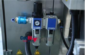 Macchina di forma/riempimento/saldatura verticale 620mm di Granulars del flusso libero